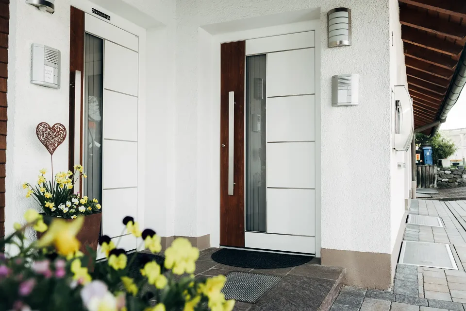 Kracker Fenster Türen Allgäu Referenz Türen Altusried